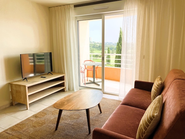 Terrace/patio - Hotel Golf Fontcaude (Juvignac)