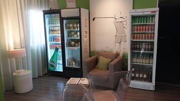Snack bar