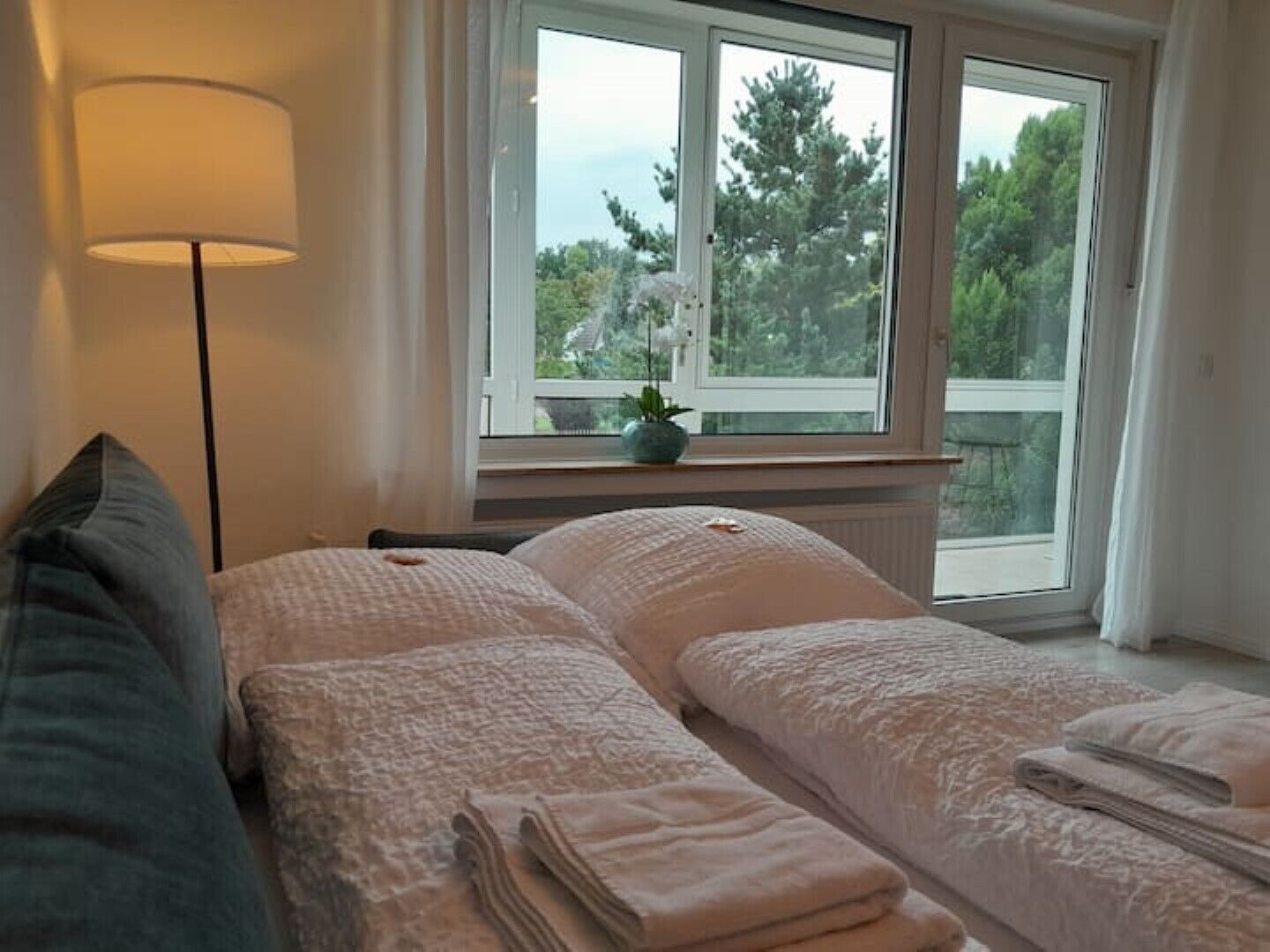 3 bedrooms, iron/ironing board, travel crib, free WiFi