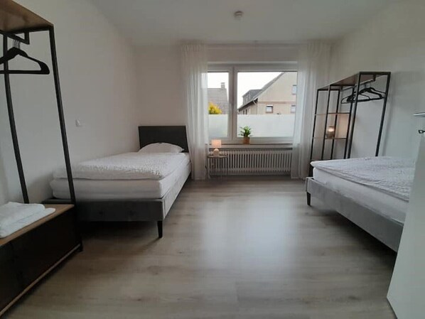 3 Schlafzimmer, Bügeleisen/Bügelbrett, Reisekinderbett, kostenloses WLAN