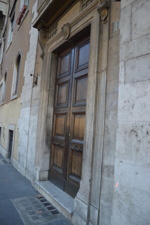 Dettaglio esterni