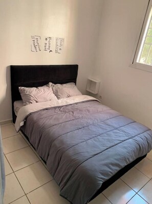 1 Schlafzimmer, Bügeleisen/Bügelbrett, kostenloses WLAN, Bettwäsche