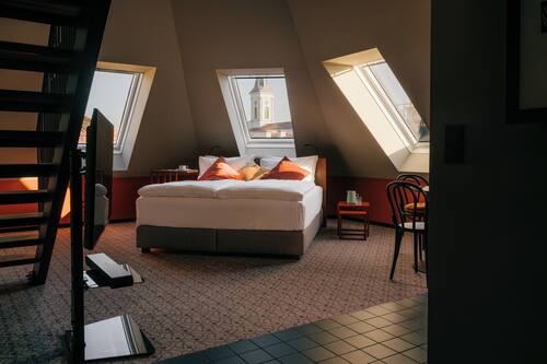 Suite exclusive, terrasse | 1 chambre, literie de qualité, coffre-fort, décor unique