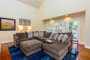 TV, peis, videospill og fotballspill