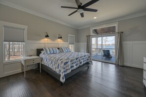 7 Schlafzimmer, Schreibtisch, Bügeleisen/Bügelbrett, kostenloses WLAN