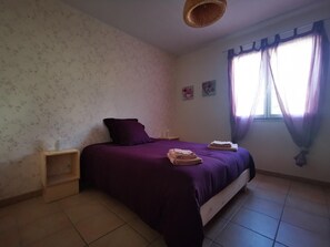 2 Schlafzimmer, BĂŒgeleisen/BĂŒgelbrett, Reisekinderbett, WLAN