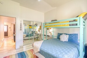 2 bedrooms, desk, free WiFi, bed sheets - Spacious Cozy Affordable Condo (Pagosa Springs)