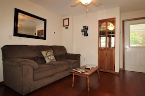 Smart TV, DVD player, books