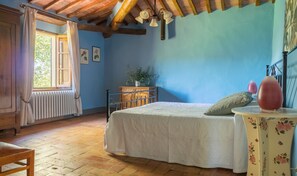 4 camere, ferro/asse da stiro, culla da viaggio, Wi-Fi gratuito