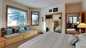 5 habitaciones, escritorio, tabla de planchar con plancha y wifi gratis