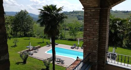 Accommodation 'La Torre' in a renovated late 19th century country house
