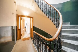 Apartment | 2 bedrooms - Jane s Place - Chic 2 bed Apartment (Dundee)