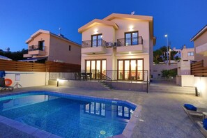 빌라, 흡연 | 3 개의 침실