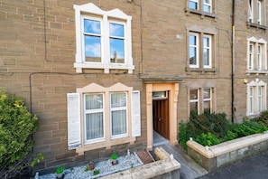Apartment | 1 bedroom - Manor Place - Convenience Style (Dundee)