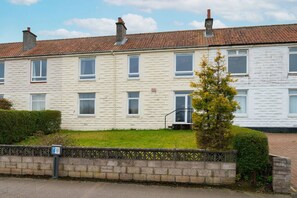 Apartment | 2 bedrooms - Sidlaw View - 3 Bed With Style (Dundee)