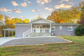 Exterior - Ivywood Escape Stylish + Relaxing Stay (Nashville)
