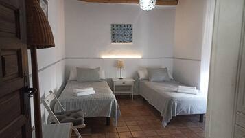 2 soveværelser, gratis Wi-Fi, sengetøj