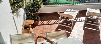 Dona Julia sea and golf view apartment