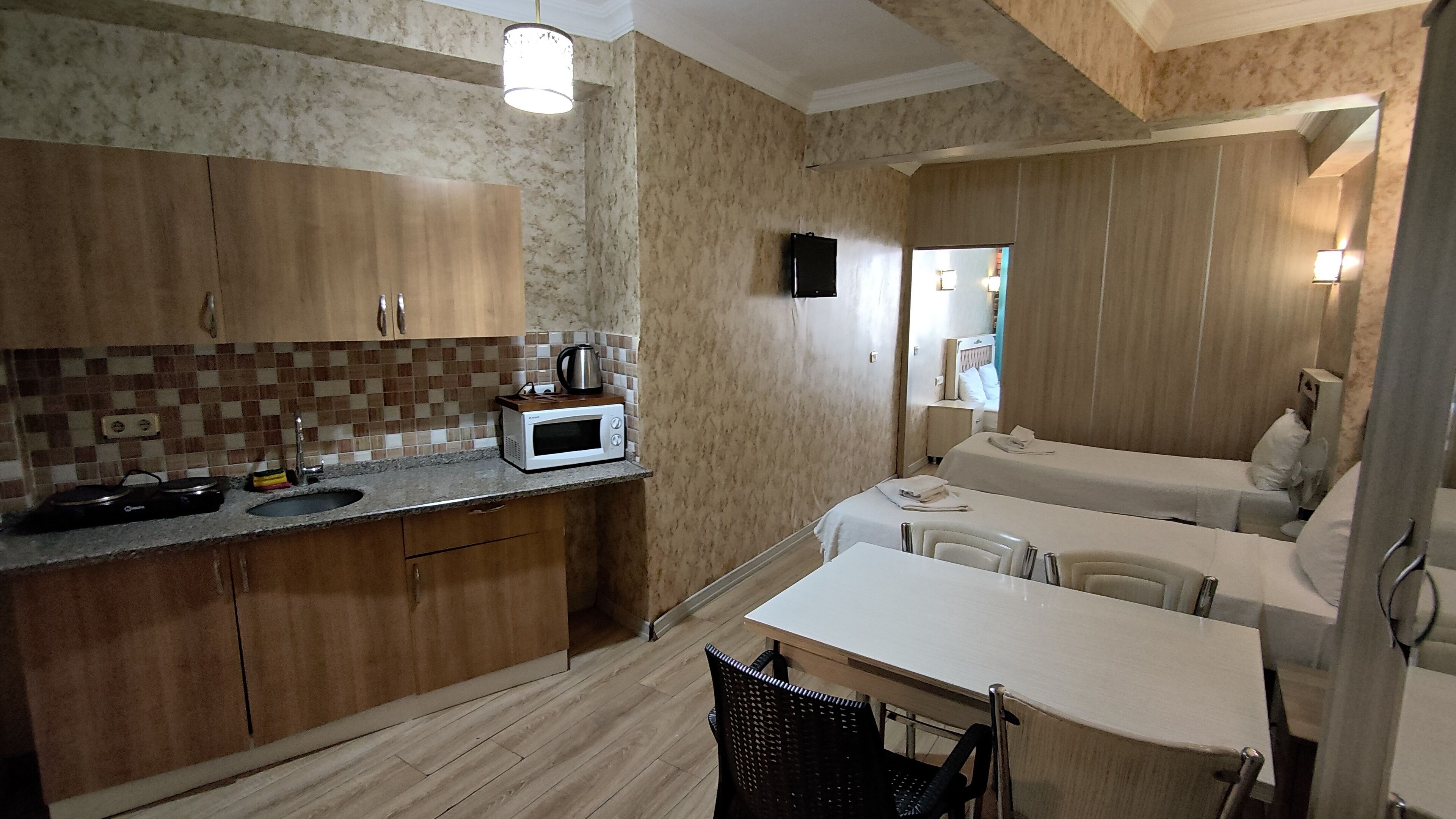 Photo - Amida House