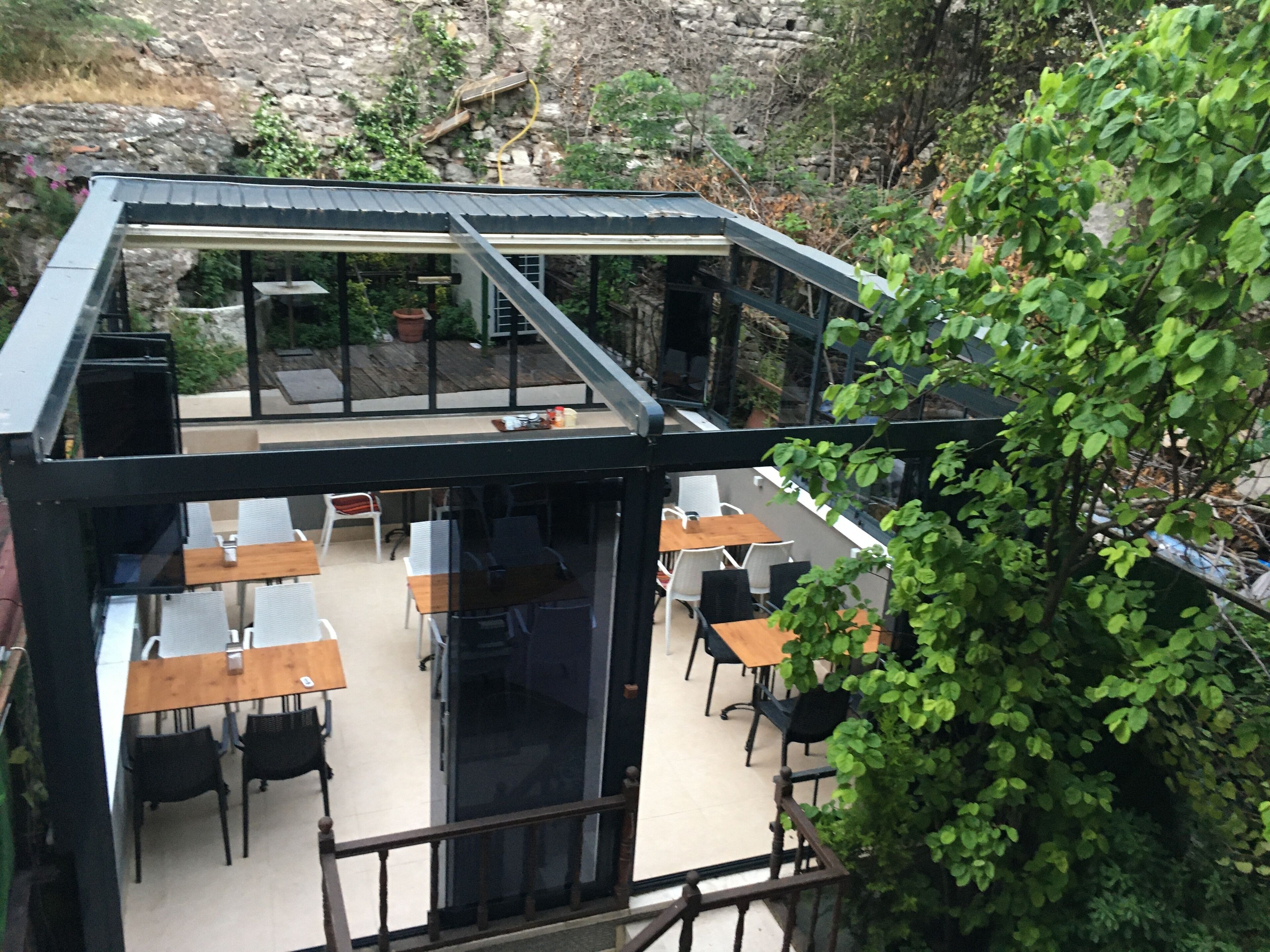 Desayuno buffet (EUR 10 por persona) 