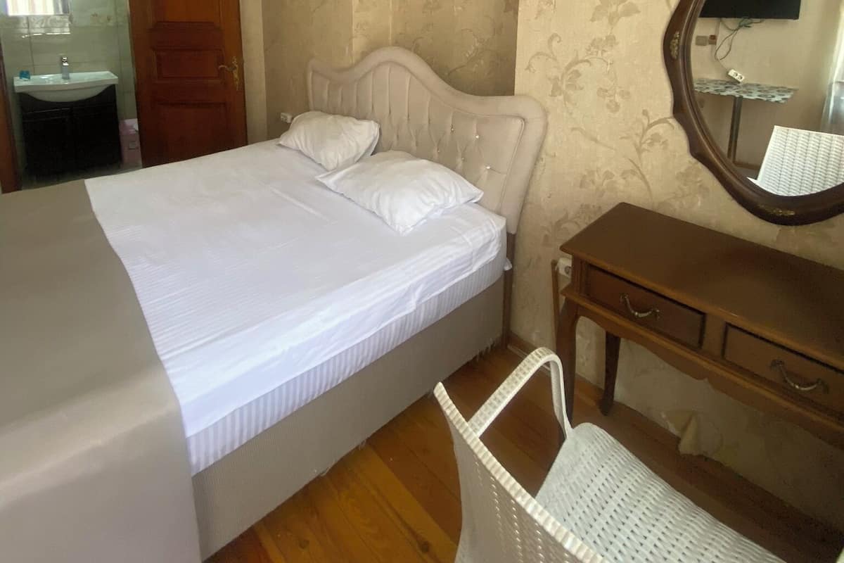 Chambre Double Standard | Literie de qualité supérieure, minibar, coffres-forts dans les chambres
