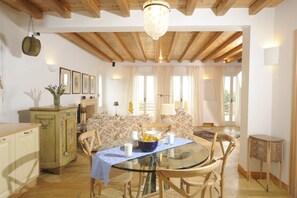 Dining - Villa Etheria with private pool in Andros Greece-Enjoy a memorable vacation (Andros)