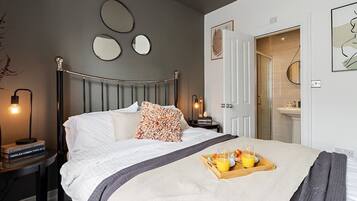 2 間睡房、熨斗/熨衫板、免費 Wi-Fi、床單