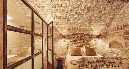Alium Cottage Gileston Manor