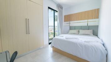 Deluxe Double Room, Balcony | Down comforters, pillowtop beds, in-room safe, individually decorated