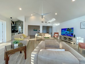 TV connectée, baby-foot, table de tennis de table