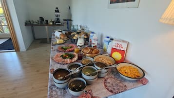 Gratis morgenmadsbuffet hver dag