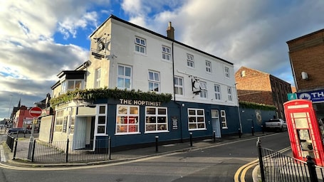 Fachada de la propiedad