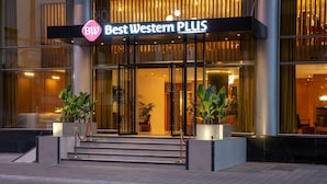 The exterior of a hotel with a sign reading "Best Western PLUS". - Best Western Plus Casablanca City Center (Casablanca)