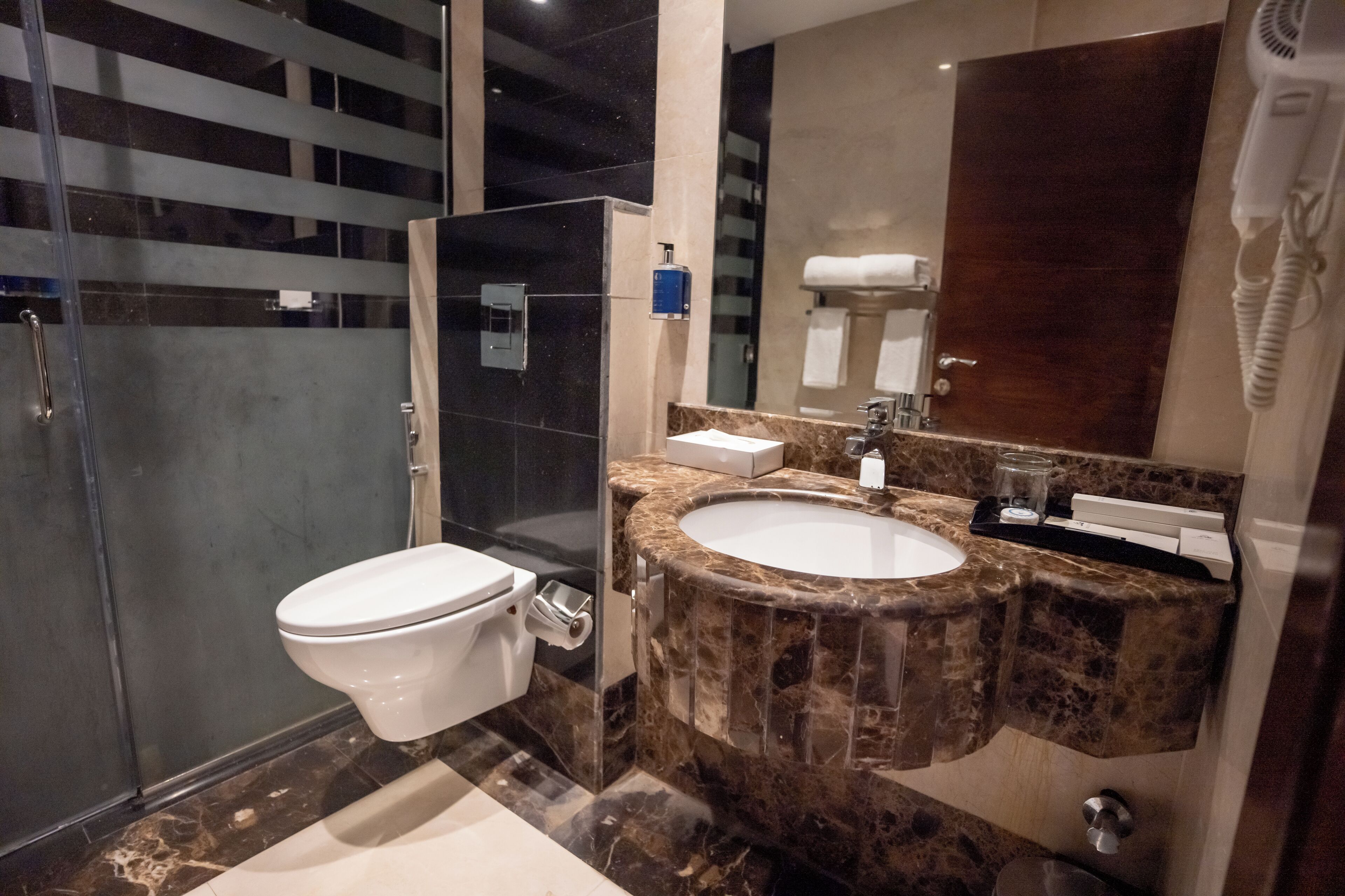 Photo - Rosemond Al Hamra