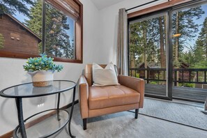 TV, fireplace, offices - Talmont Pines 4BR Retreat with HOA Beach Access! (Tahoe City)