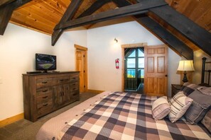 3 soverom, skrivebord, strykejern/-brett og wi-fi