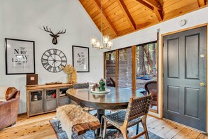 Dining - The Rigi Chalet | HOA Beach Access/Close to town! (Tahoe City)