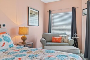 2 bedrooms, iron/ironing board, travel cot, free WiFi