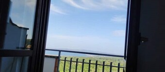 Villa with stunning views of Lake Bolsena.A4