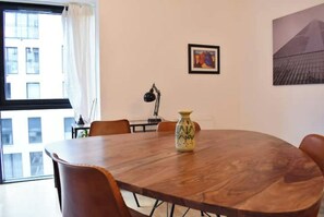 Dining - Charming apartment Gambetta - Ménilmontant (Paris)