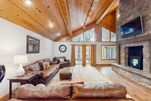 Fernseher, Kamin, Tischtennisplatte, Streaming-Dienste