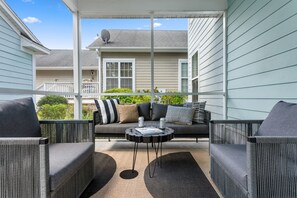 Terrace/patio - Magnolia House: Your Holiday Haven with Game Room (North Charleston)