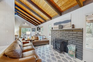 电视、流媒体服务