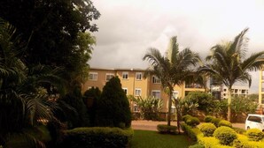 Unclassified image, 4 of 33, button - Pearl Apartments (Kampala)