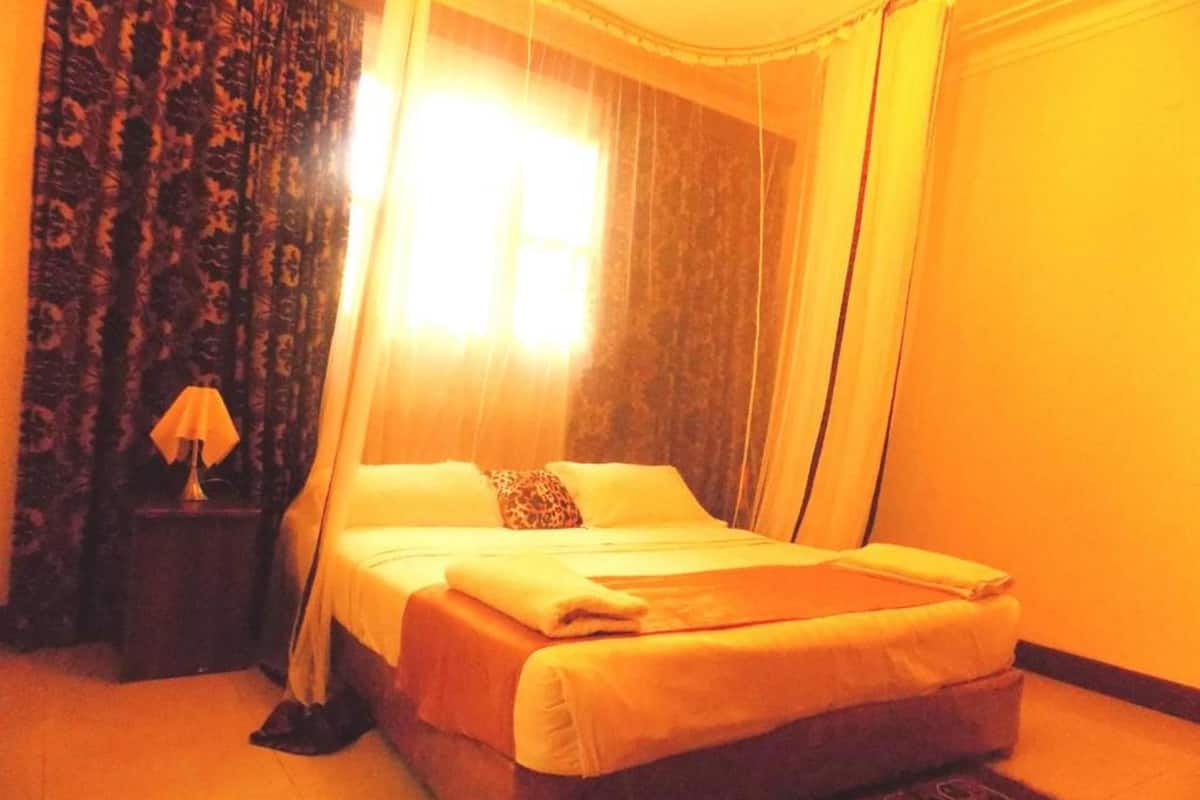 Apartment | 3 bedrooms, premium bedding, memory foam beds, desk