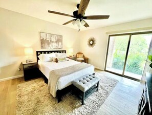 1 bedroom, desk, WiFi