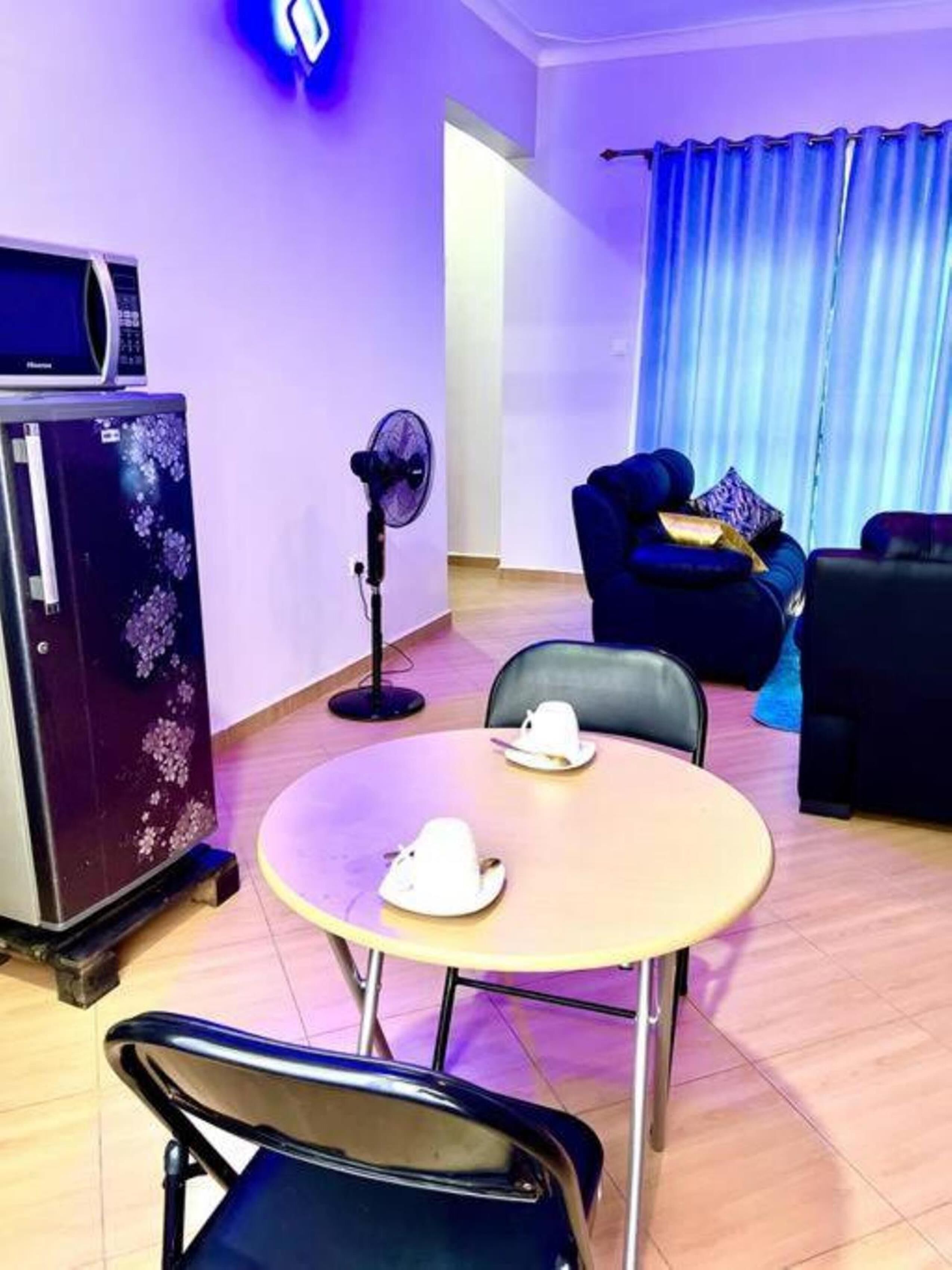 Mini-fridge, oven, blender, cookware/dishes/utensils