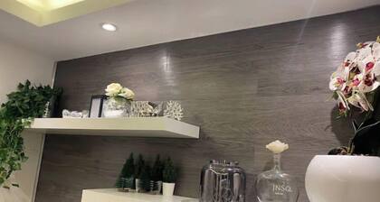 ,self check-in,beautiful, céntric, first floor.