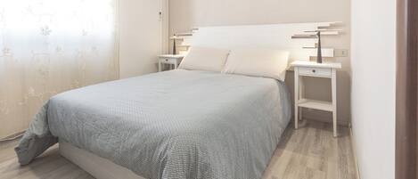 1 多间卧室、熨斗/熨衣板、旅行婴儿床、免费 WiFi