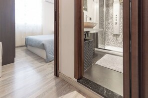 1 Schlafzimmer, Bügeleisen/Bügelbrett, Reisekinderbett, kostenloses WLAN